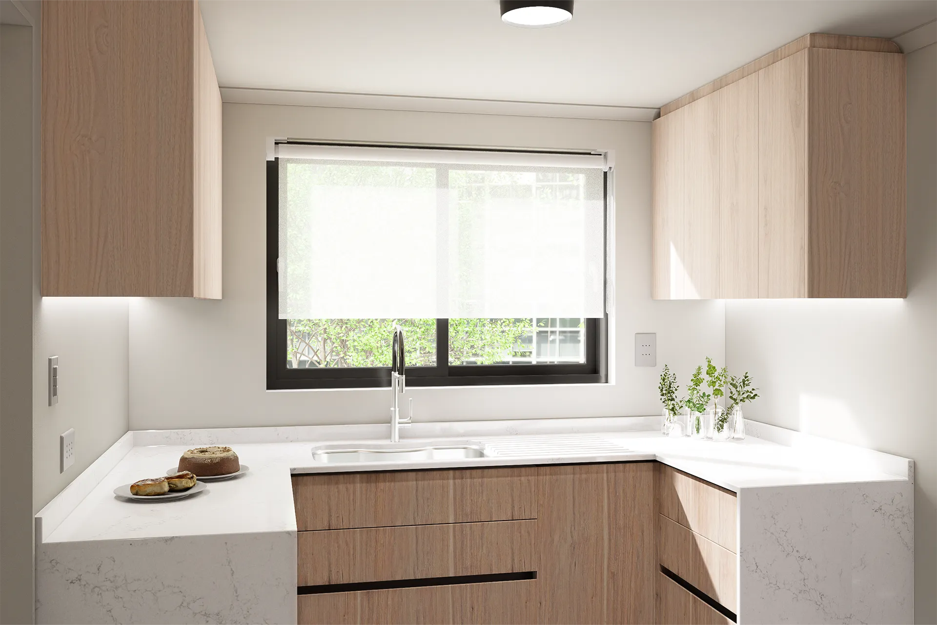Cocina en L con muebles de madera clara y ventana, Cocina Las Araucarias